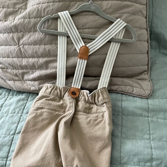 Gymboree size 18-24 months dress pants/suspenders. Worn once, smoke free home - Picture 2 of 4